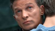 General Hospital's Jason looks up at Sam | Image: ABC